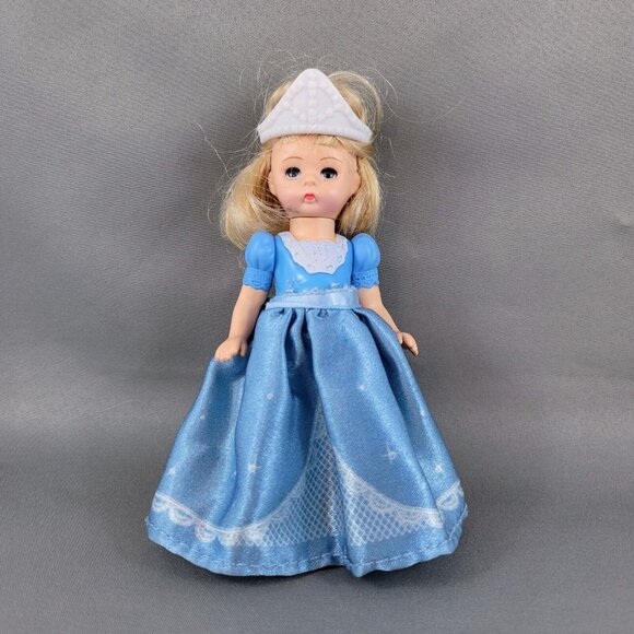 Doll Lot Cinderella Madame Alexander 2010 McDonald’s Mermaid Long Hair Dolls Toy - Picture 12 of 16